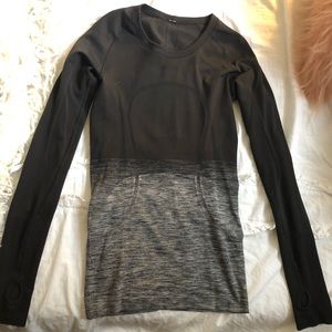 Lululemon Long Sleeve ombre black and grey